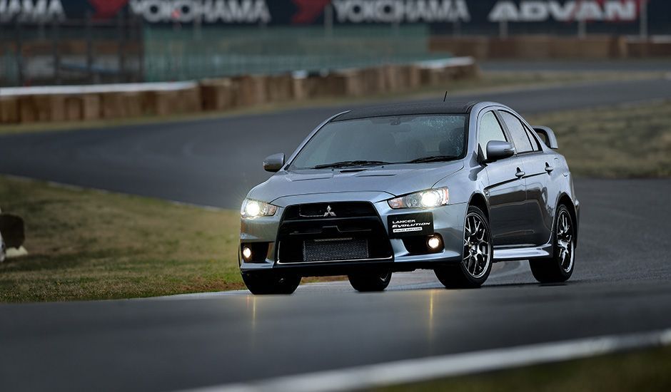 VIDEO: Watch Mitsubishi Build The Lancer Evolution Final Edition - Auto ...