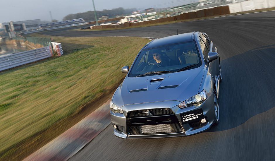 VIDEO: Watch Mitsubishi Build The Lancer Evolution Final Edition - Auto ...