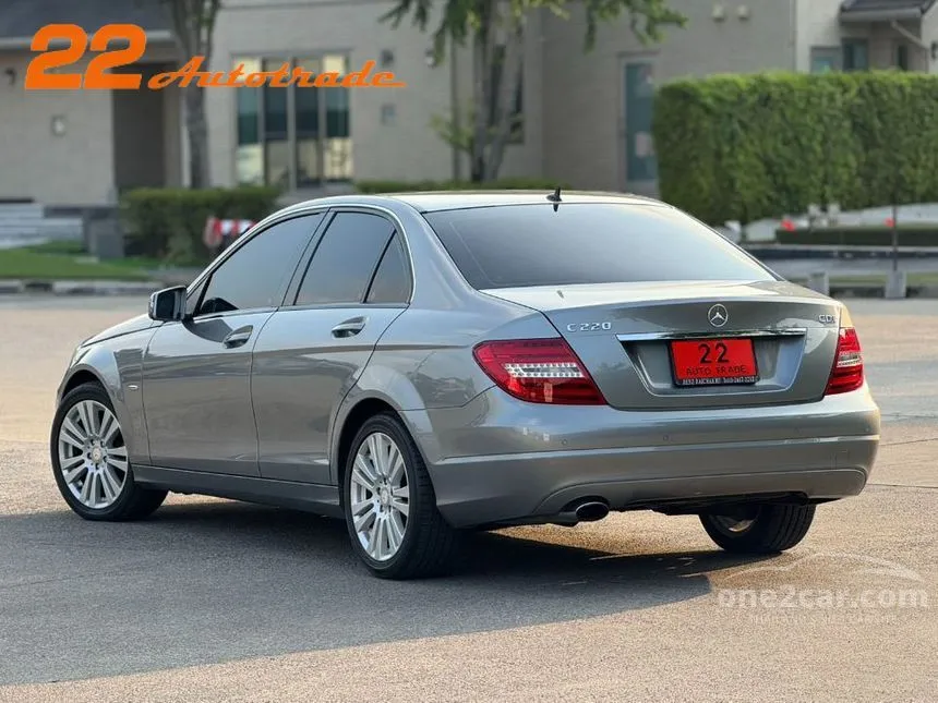2012 Mercedes-Benz C220 CDI BlueEFFICIENCY Sedan