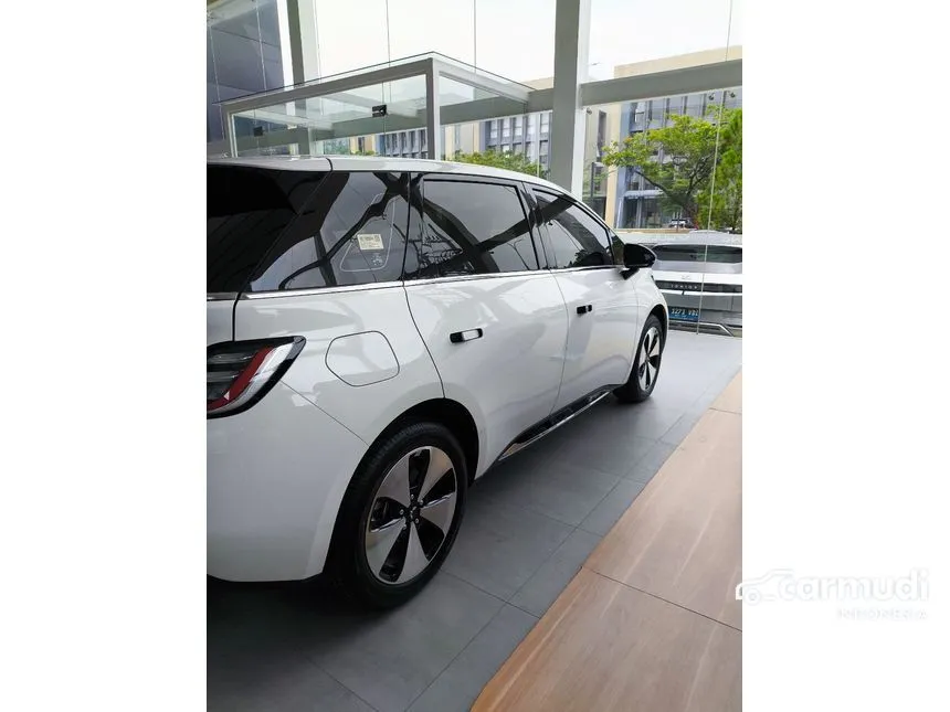 2024 Wuling Cloud EV EV Hatchback