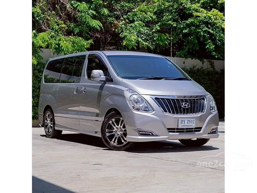 2018 Hyundai H-1 Elite Van