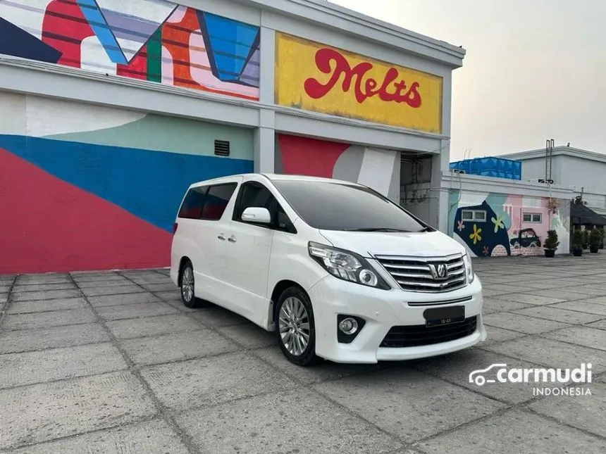 2013 Toyota Alphard SC MPV