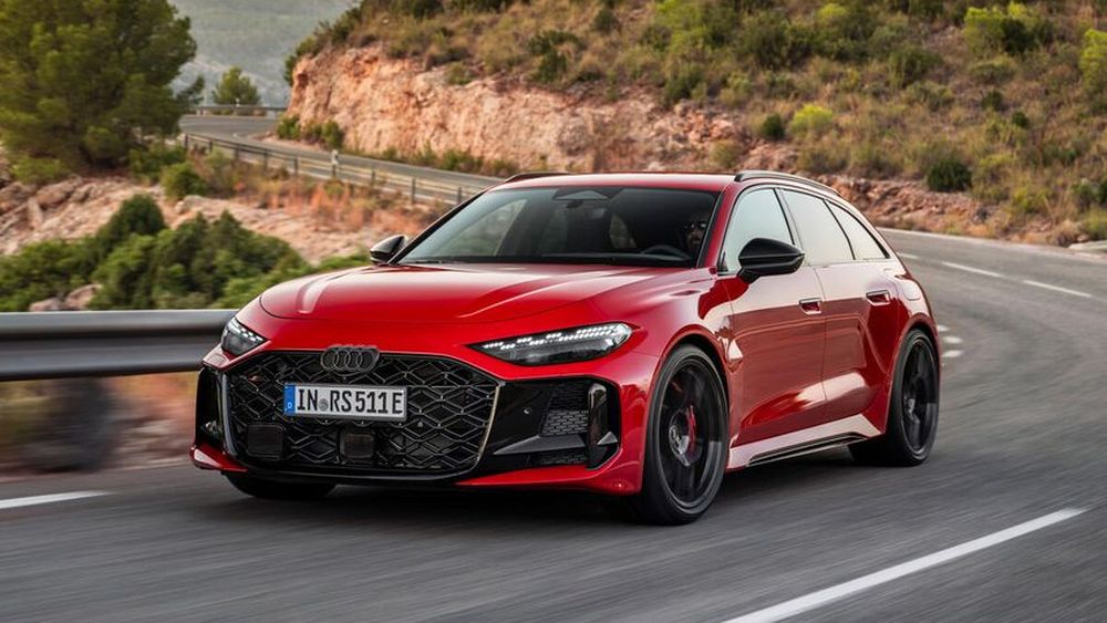 Audi RS 5 AVANT ครั้งแรกกับระบบ PHEV