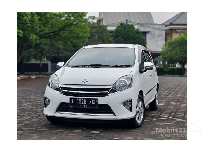 Jual Mobil Toyota Agya 2015 G 1.0 di Jawa Barat Automatic Hatchback Putih Rp 103.000.000