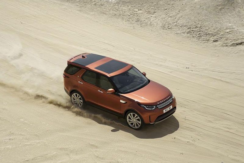 New Land Rover Discovery Menyapa Dunia dari Paris Motor Show 2016 5