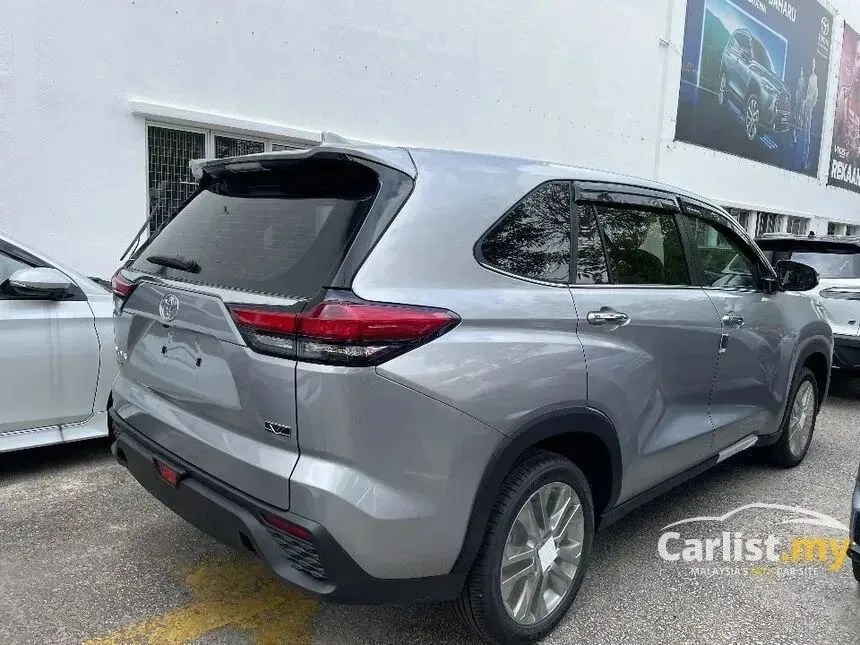 2025 Toyota Innova Zenix V MPV