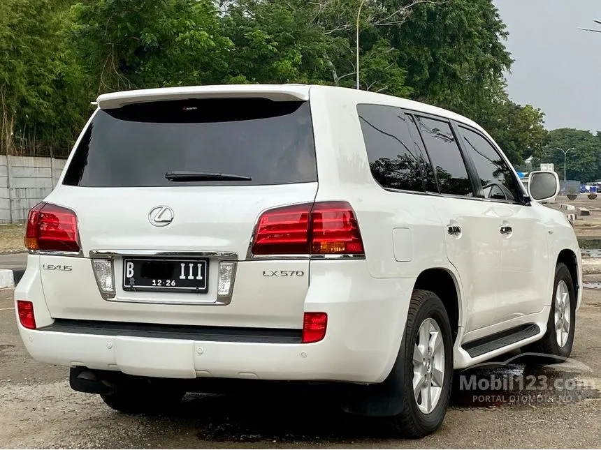2011 Lexus LX 570 SUV