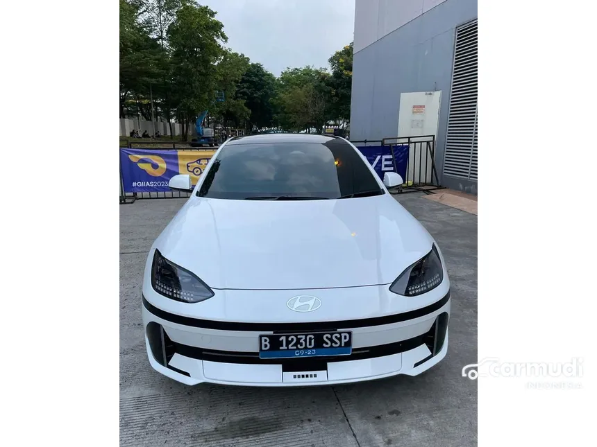 2024 Hyundai IONIQ 6 Signature Long Range Sedan