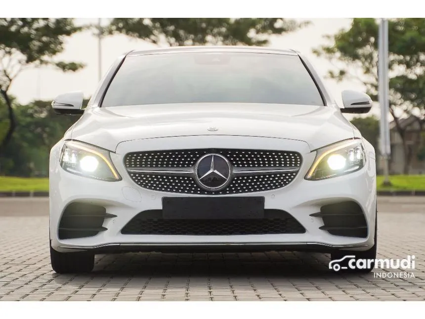 2019 Mercedes-Benz C300 AMG Line Sedan