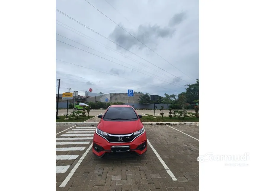 Jual Mobil Honda Jazz 2018 RS 1.5 di Jawa Barat Automatic Hatchback Merah Rp 250.000.000