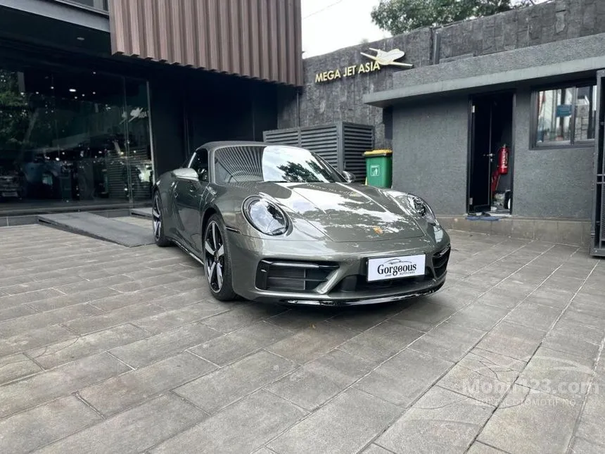 Jual Mobil Porsche 911 2022 Targa 4S 3.0 di DKI Jakarta Automatic Targa Abu