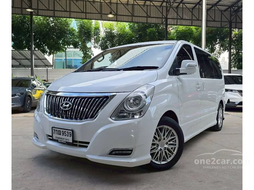 2017 Hyundai H-1 Touring Van