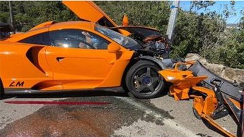 Waduh, Sportscar Langka Milik Mantan Pembalap F1 Hancur