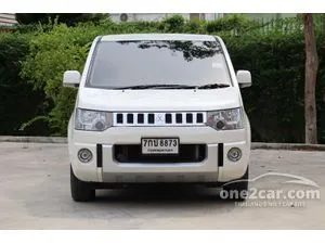 2015 Mitsubishi Delica Space Wagon 2.0 Wagon