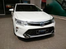 TOYOTA CAMRY 2.5V HYBRID 2016