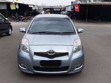 Toyota Yaris E AT 2012 Silver (hanya TDP 22jt) Kondisi Bagus