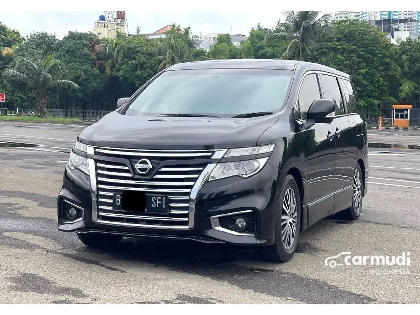 2014 Nissan Elgrand Highway Star MPV