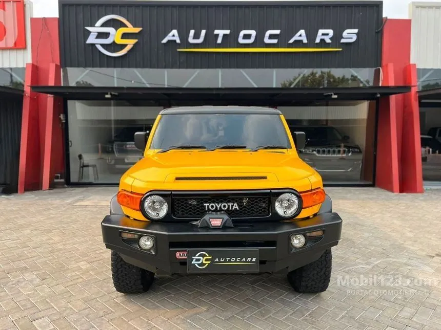 2017 Toyota FJ Cruiser SUV