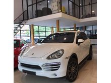 2012 Porsche Cayenne 3.0 V6 Turbo Diesel - MERDEKA FEST - CONDITION LIKE NEW