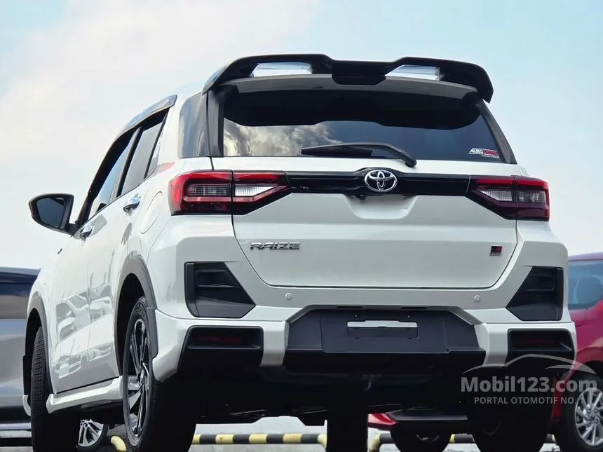 2024 Toyota Raize GR Sport (2 Tone) SUV