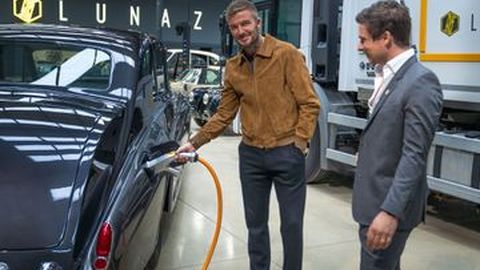 David Beckham Tanam Duit di Pabrikan Mobil Listrik Lunaz, Beli 10% Saham