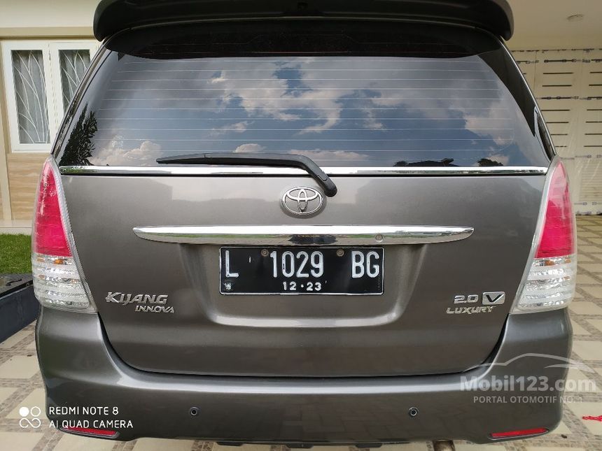2010 Toyota Kijang Innova V Luxury MPV