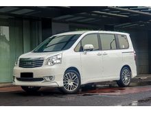 2017 Toyota NAV1 2.0 V Limited MPV Km 31rb