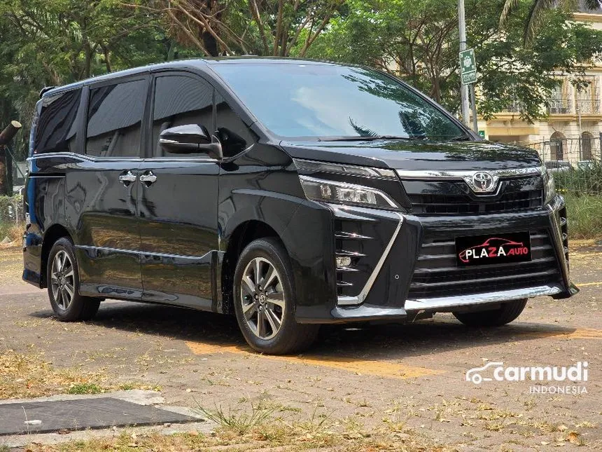 2019 Toyota Voxy MPV