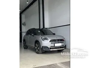 2025 MINI Countryman 2.0 S ALL4 Favoured Trim SUV