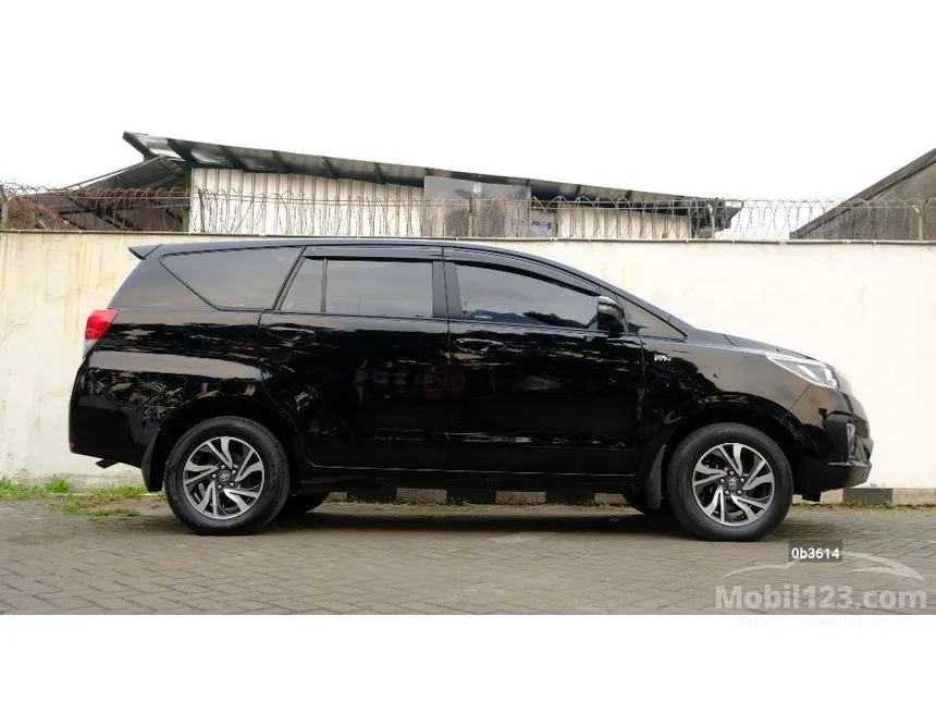 2022 Toyota Kijang Innova G MPV