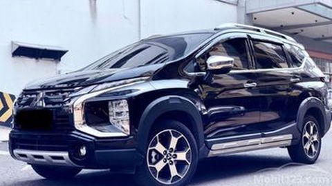 Mitsubishi Xpander Cross Premium Package Bekas 2020, Harganya Turun Puluhan Juta