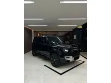 2022 Land Rover Defender 2.0 110 P300 SE SUV Black on Black Odo 9 Rb (TERMURAH)