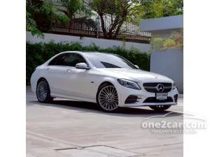 2020 Mercedes-Benz C300 2.0 e AMG Dynamic Sedan