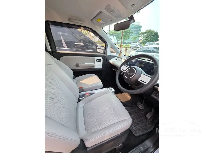 2024 Wuling Air EV Long Range Hatchback