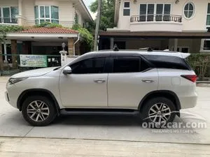 2015 Toyota FORTUNER 2.4 V SUV