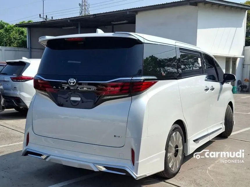 2024 Toyota Alphard HEV Modellista MPV