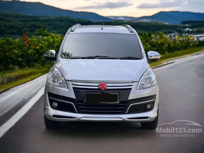 Jual Mobil Suzuki Ertiga 2015 GL SPORTY 1.4 di Jawa Timur Manual MPV Silver Rp 135.000.000