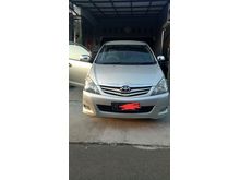 2009 Toyota Kijang Innova 2.0 G Manual Bensin