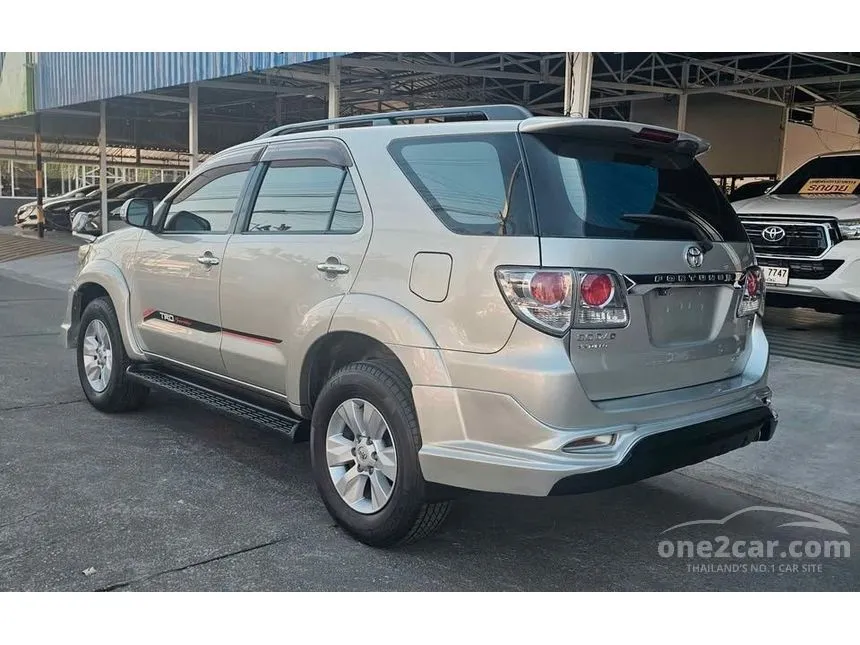 2013 Toyota FORTUNER V SUV