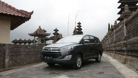 Libur ke Bali Naik Pesawat Wajib PCR, Naik Mobil Harus Rapid Test