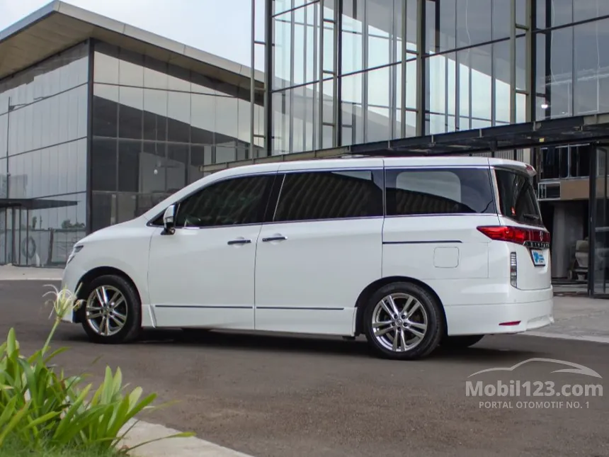 2013 Nissan Elgrand Highway Star MPV
