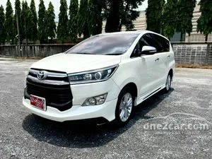 2017 Toyota INNOVA 2.8 Crysta V Wagon