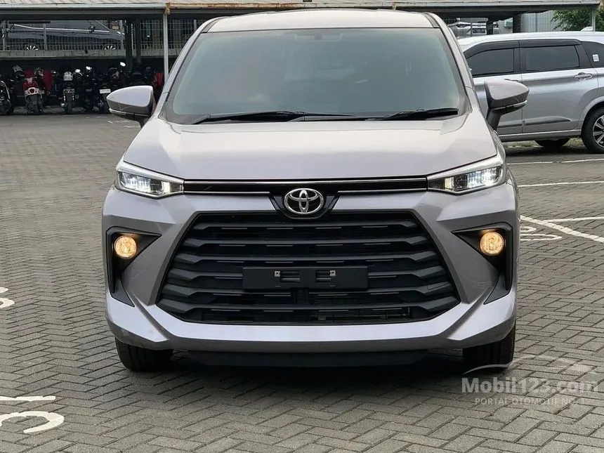 Jual Mobil Toyota Avanza 2024 G 1.5 di Banten Automatic MPV Silver Rp 232.000.000