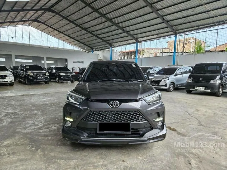 Jual Mobil Toyota Raize 2021 GR Sport 1.0 di Sumatera Utara Automatic Wagon Abu
