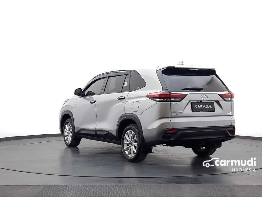 2022 Toyota Kijang Innova Zenix V (Premium Color) MPV