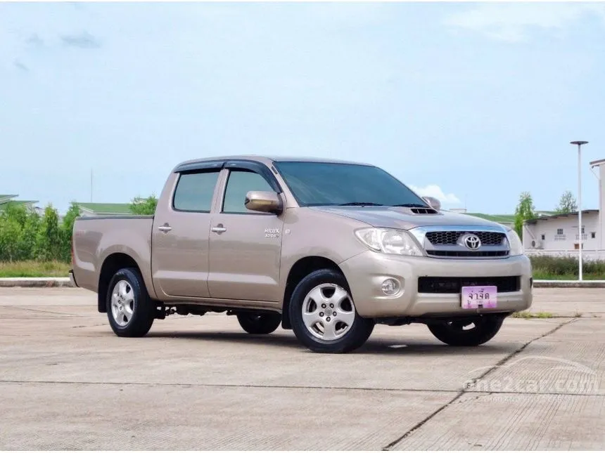 2011 Toyota HILUX VIGO G Double Cab Pickup