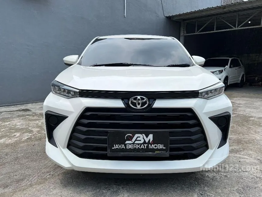 Jual Mobil Toyota Avanza 2021 E 1.3 di Jawa Timur Manual MPV Putih Rp 190.000.000