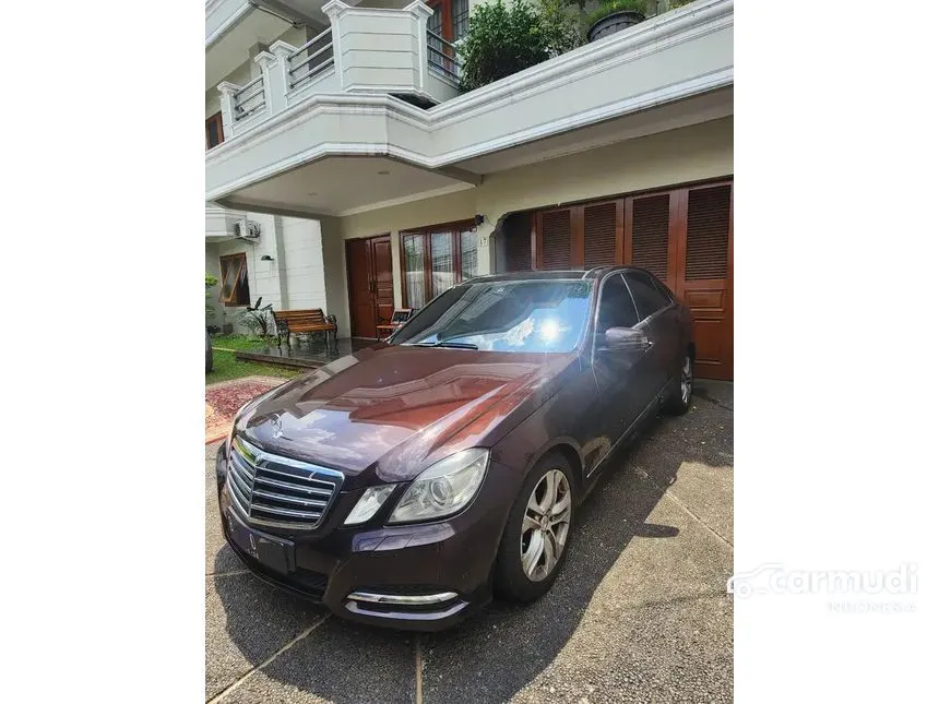 2011 Mercedes-Benz E300 Avantgarde AMG Sedan