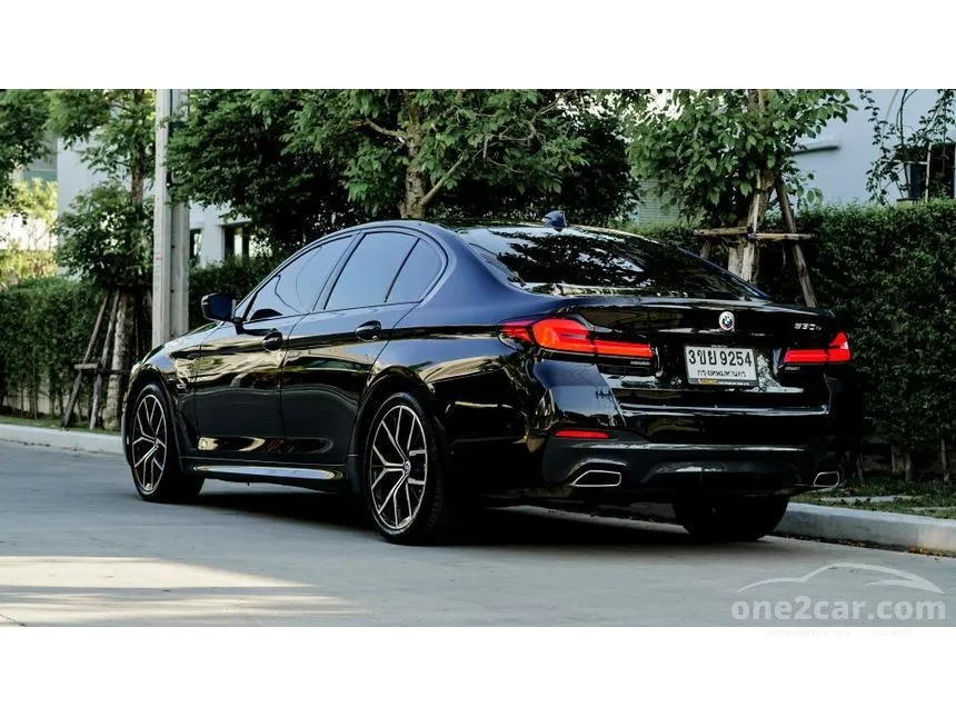 2023 BMW 530e M Sport Sedan