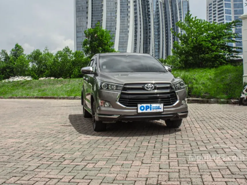 2018 Toyota Kijang Innova Venturer MPV